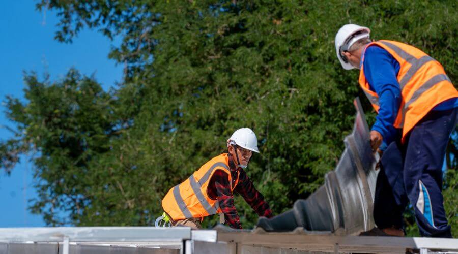 Expert new roof installation services in Mantee, MS